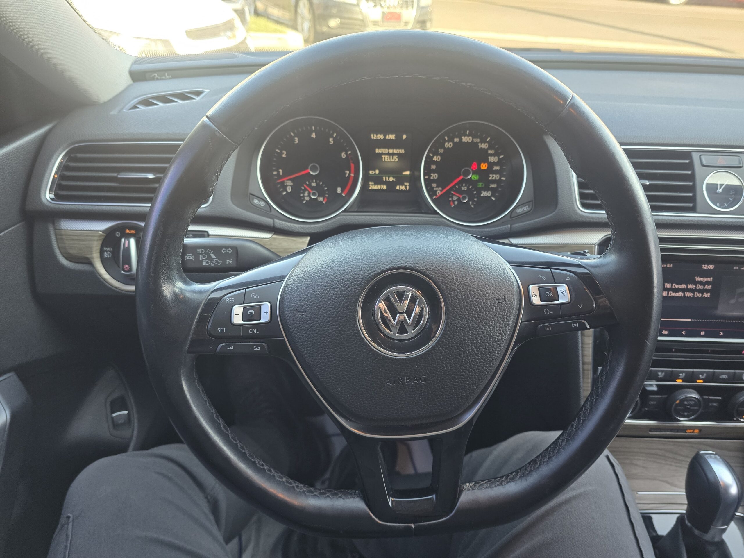 2016 Volkswagen Passat Execline