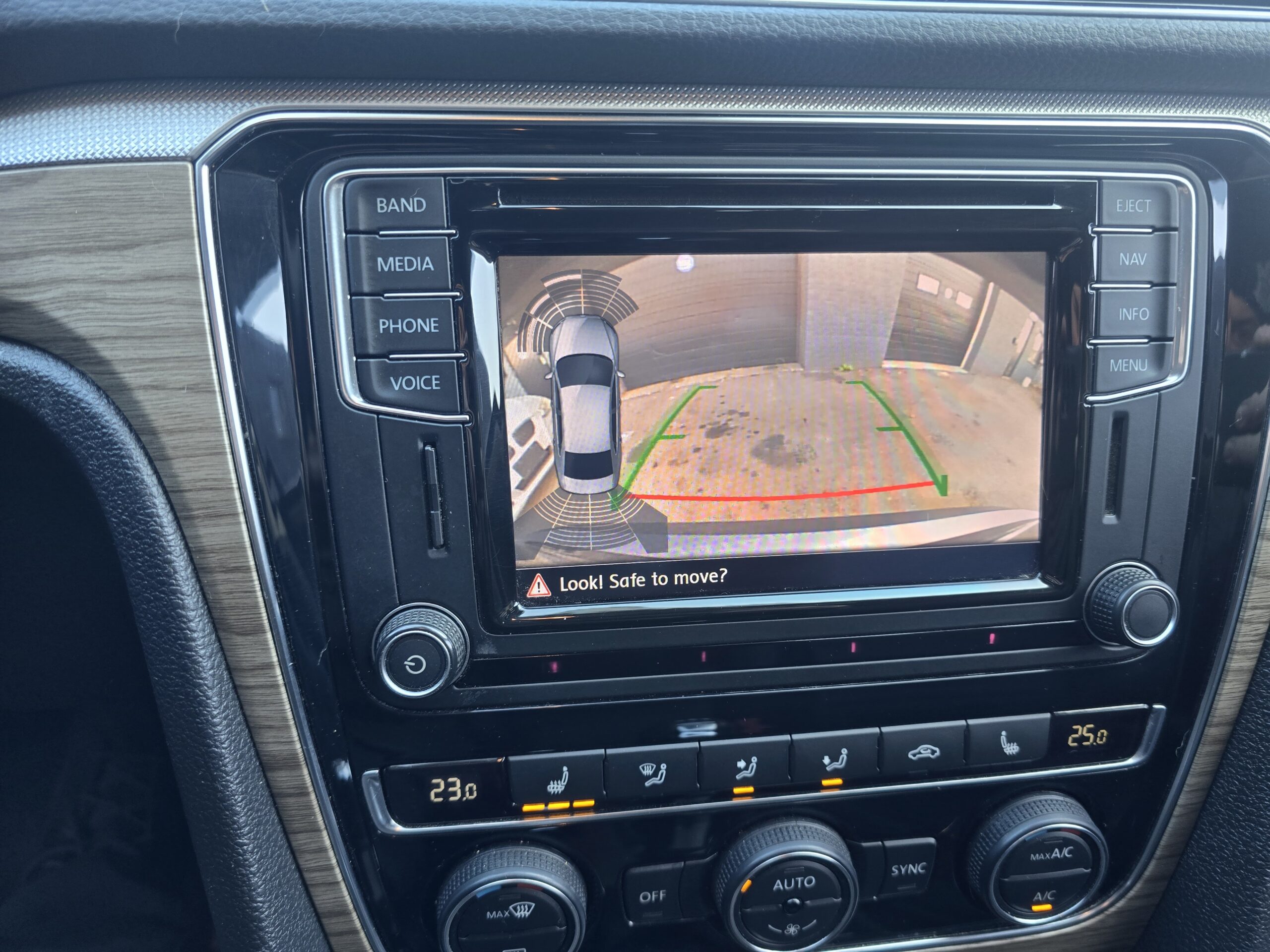 2016 Volkswagen Passat Execline