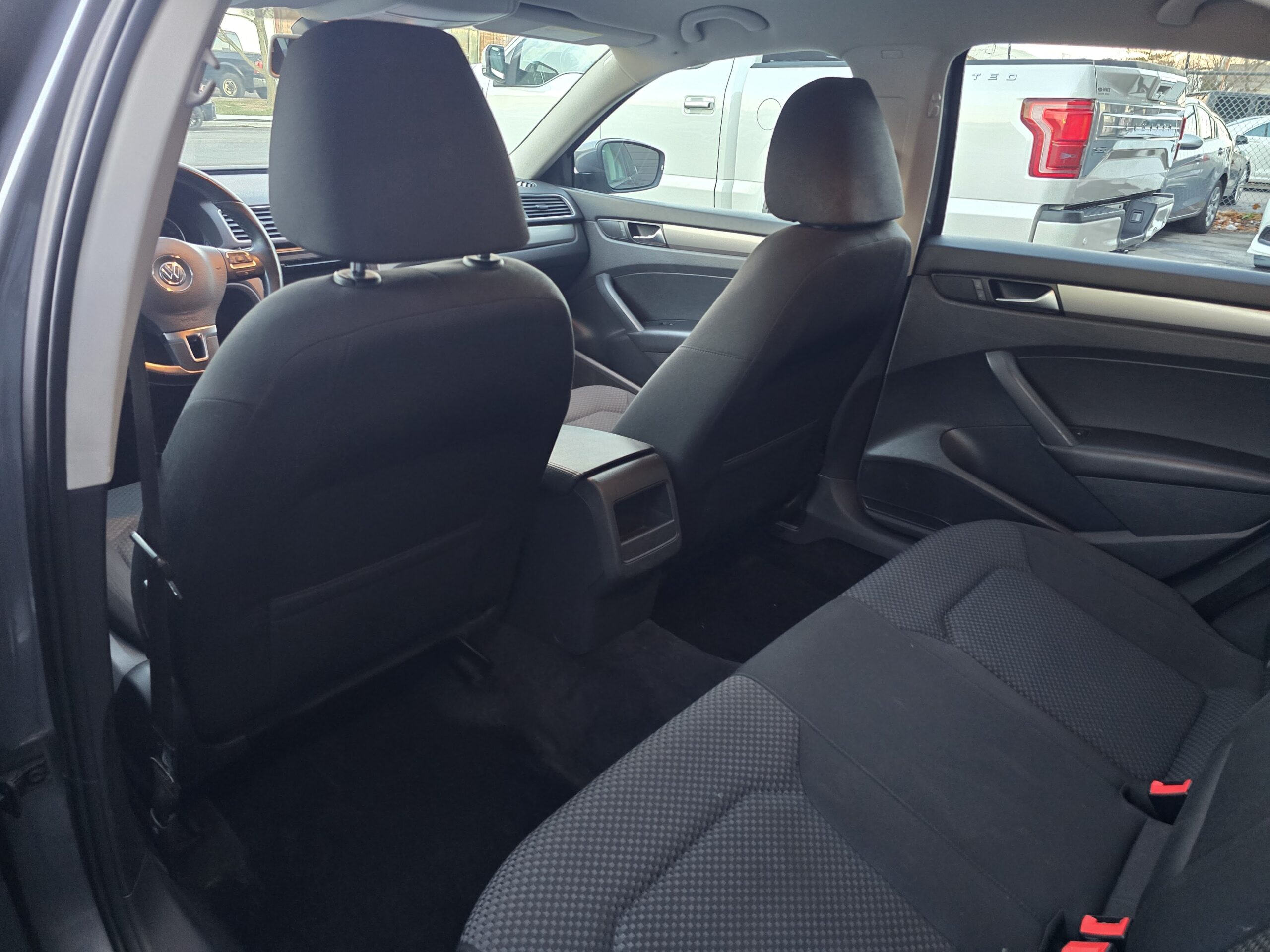 2015 Volkswagen Passat 1.8L Manual