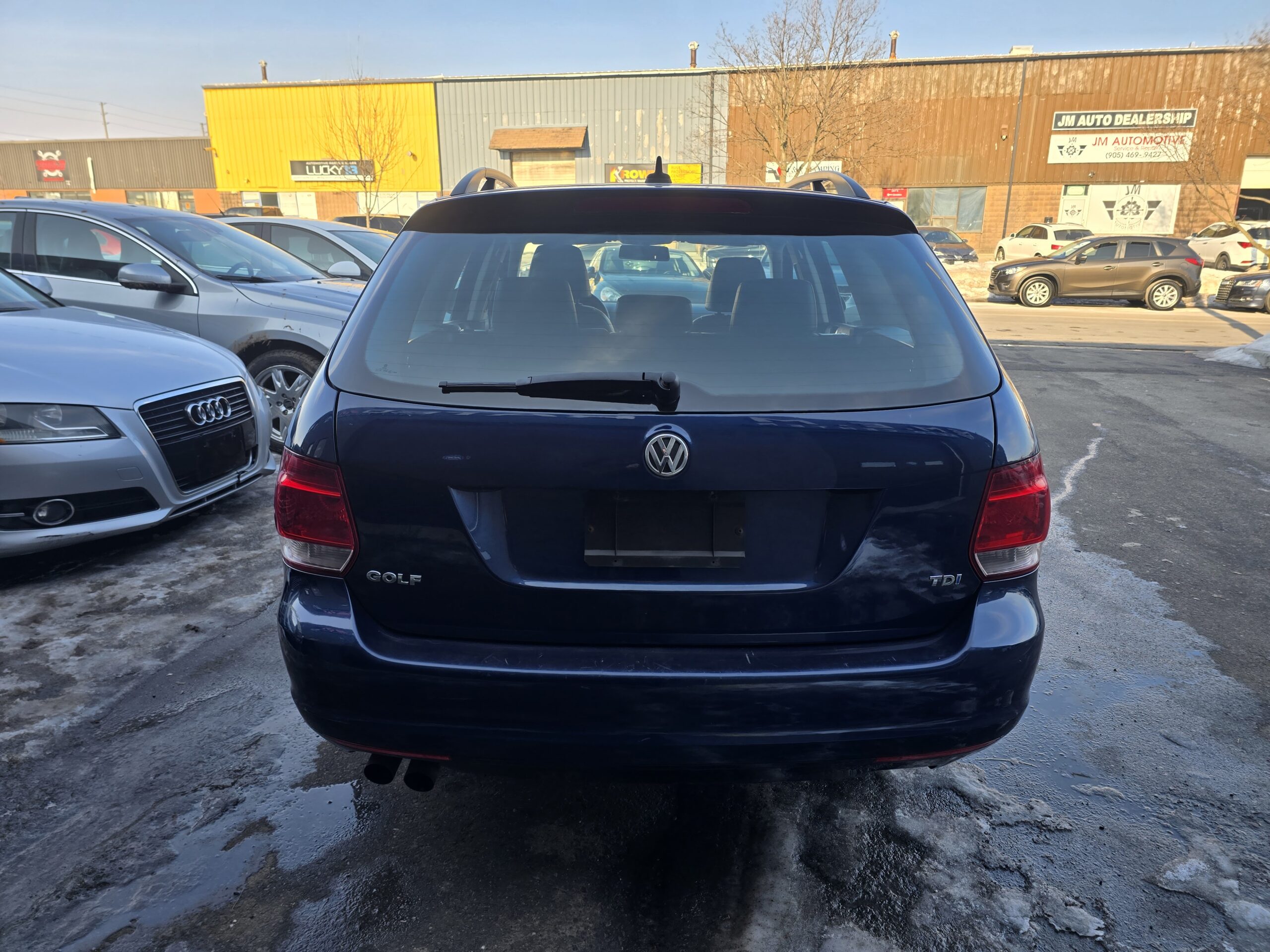 2011 Volkswagen Golf Wagon Highline TDI