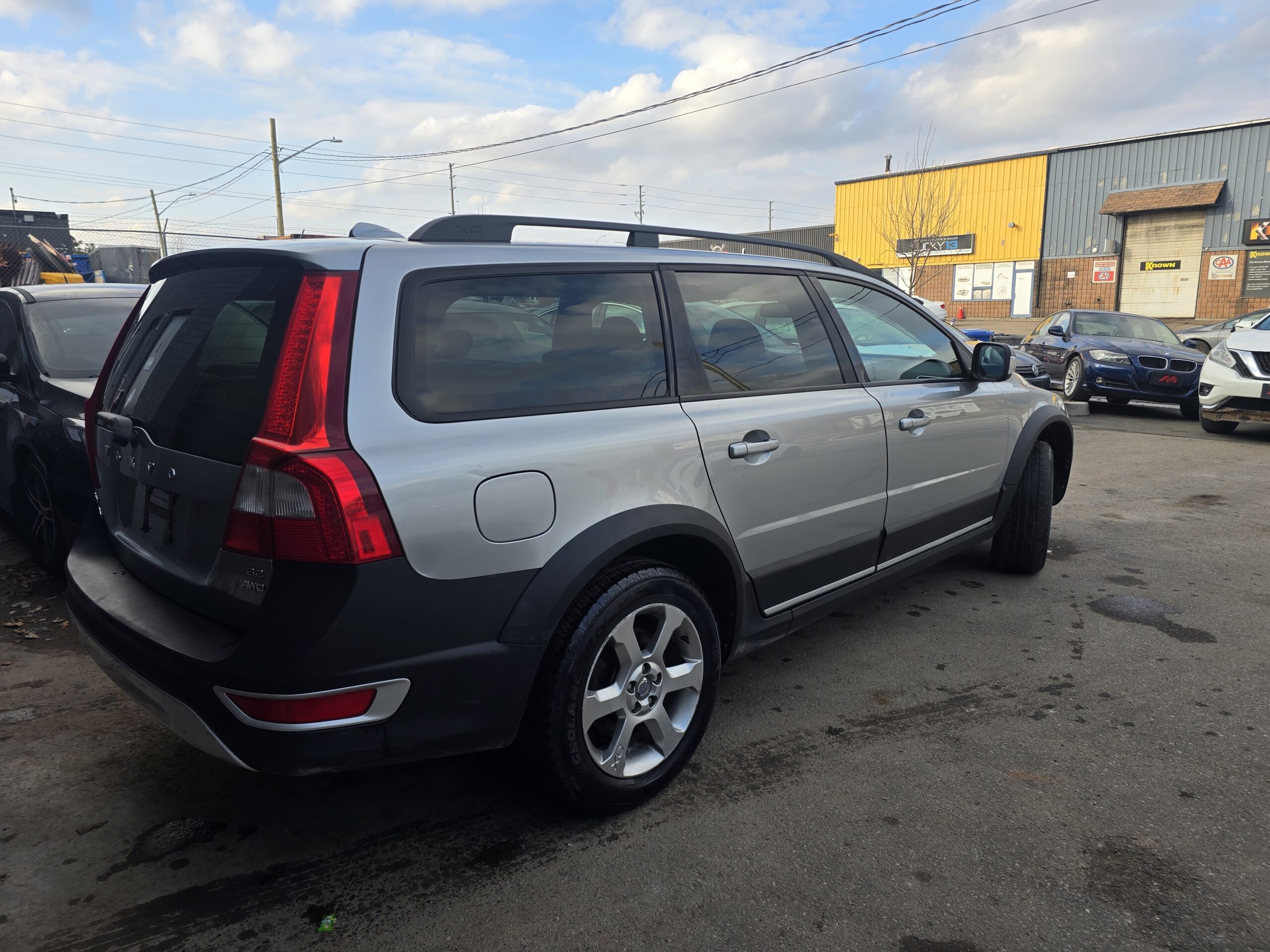 2008 Volvo XC-70 3.2