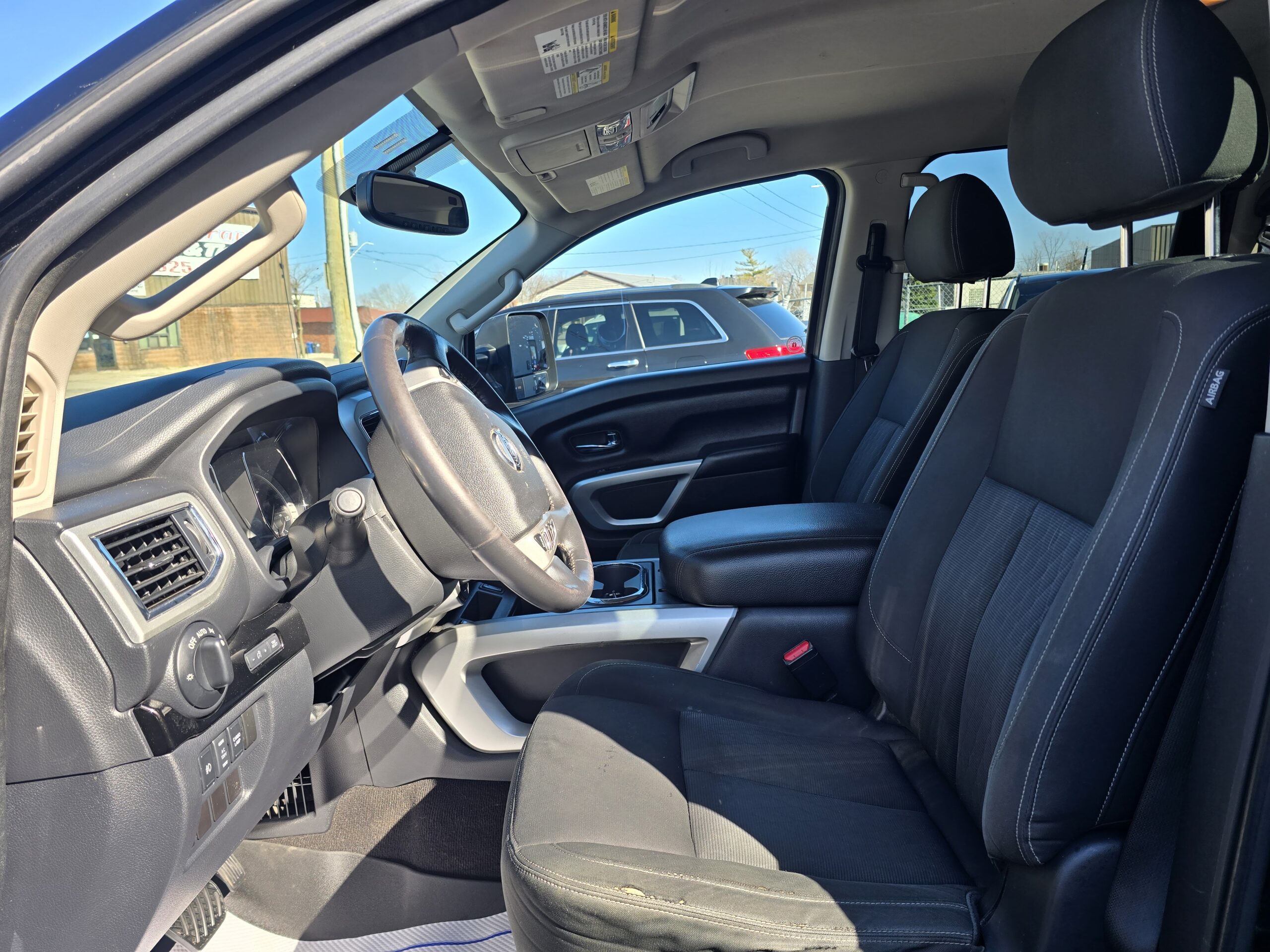 2017 Nissan Titan SV 4WD