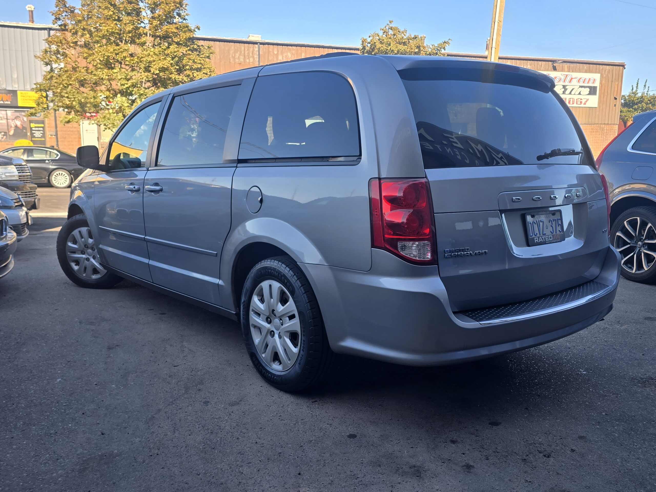 2014 Dodge Grand Caravan SXT Stow n Go