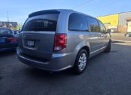 2014 Dodge Grand Caravan SXT Stow n Go