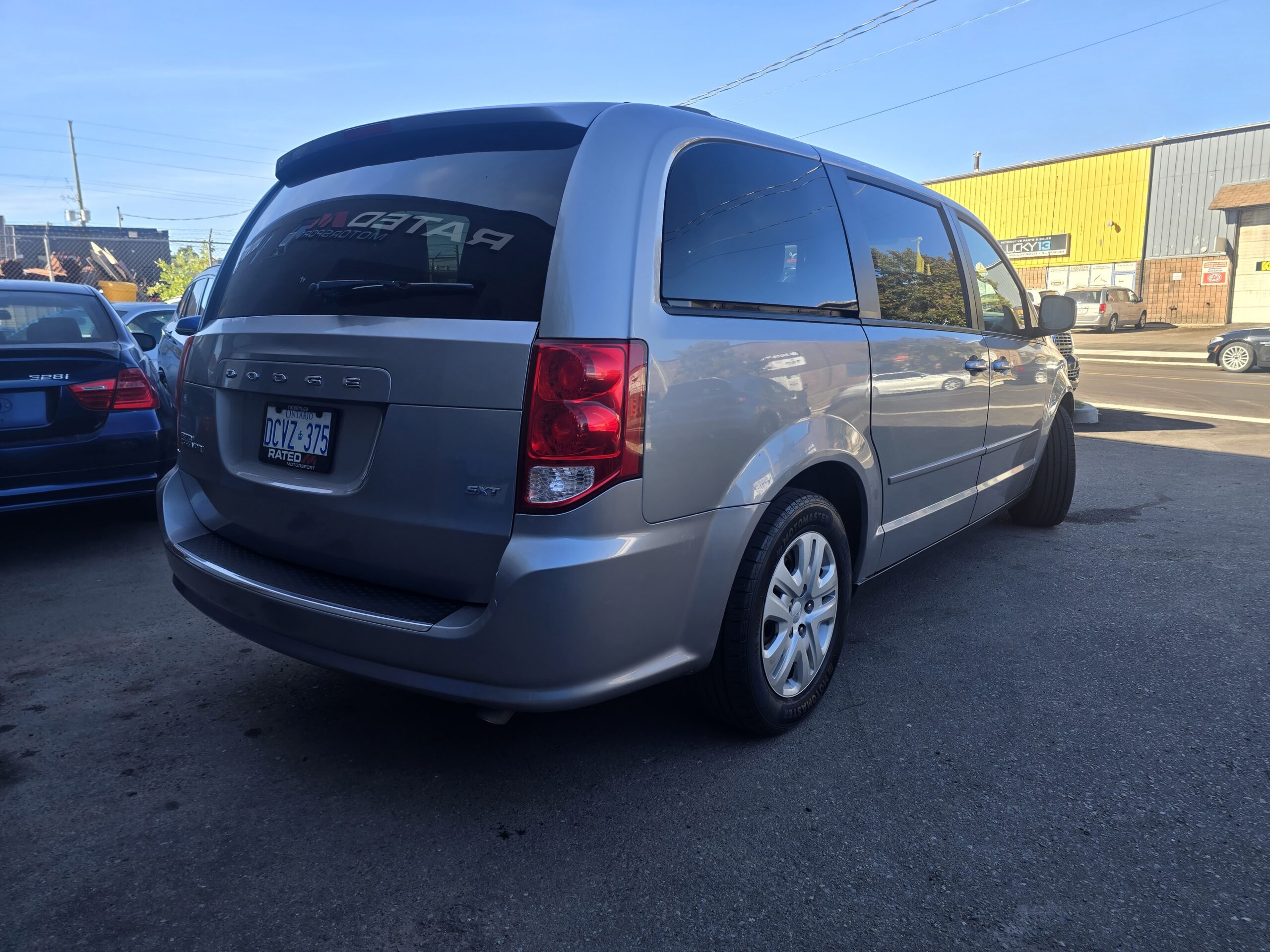 2014 Dodge Grand Caravan SXT Stow n Go