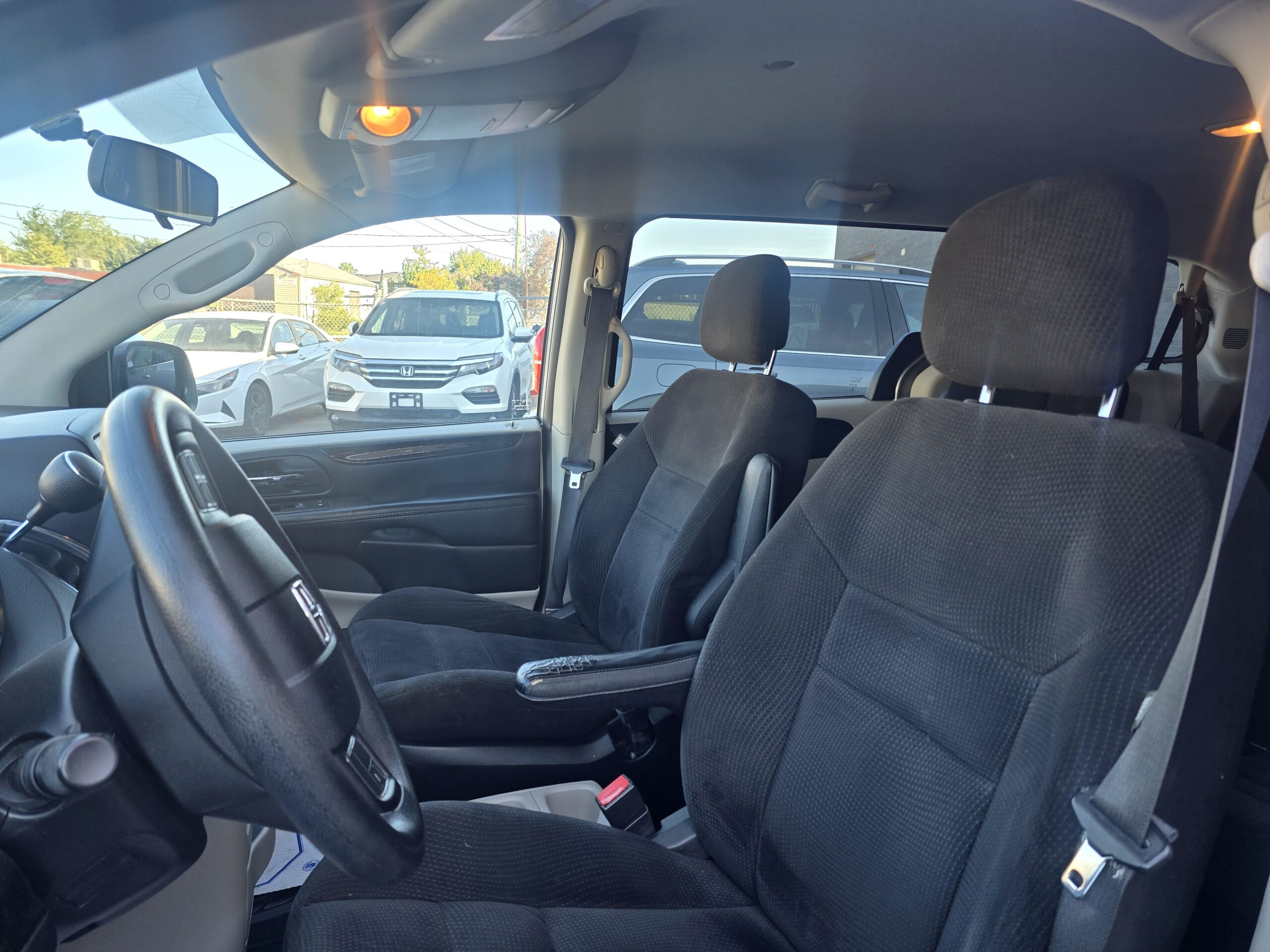 2014 Dodge Grand Caravan SXT Stow n Go