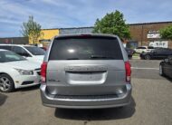 2013 Dodge Grand Caravan SXT Stow n Go