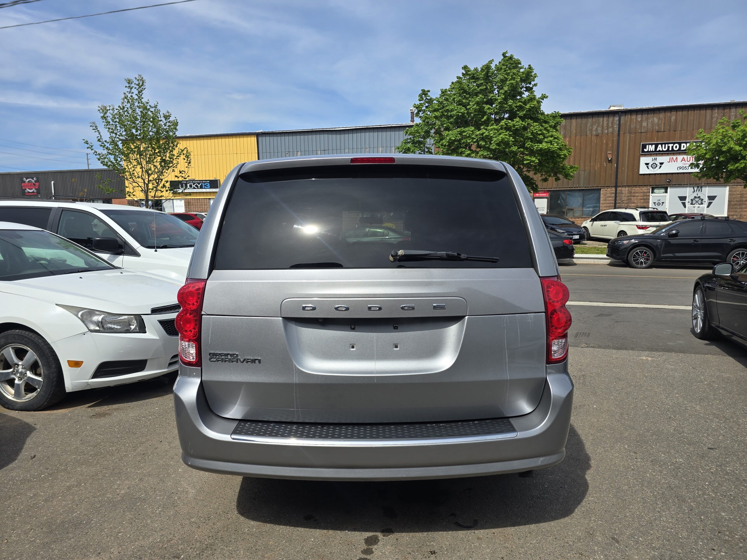 2013 Dodge Grand Caravan SXT Stow n Go