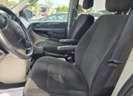 2013 Dodge Grand Caravan SXT Stow n Go
