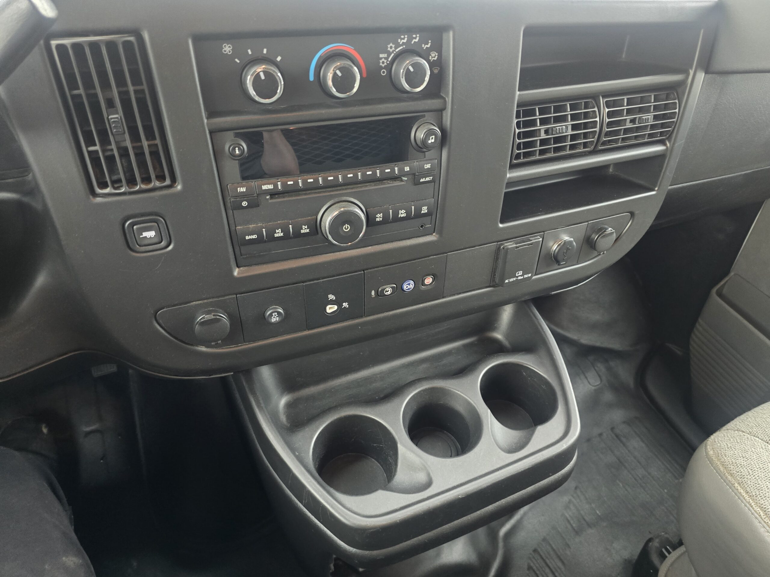2021 GMC Savana Cargo Van