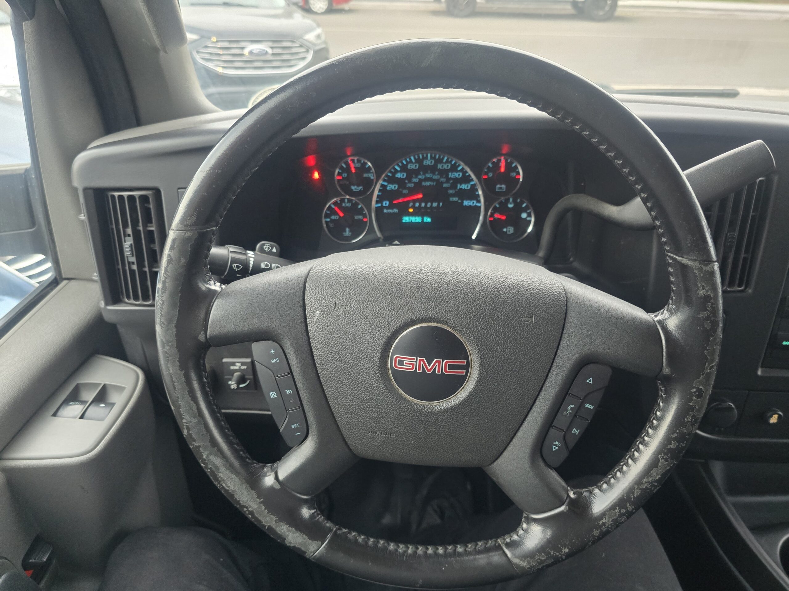2021 GMC Savana Cargo Van