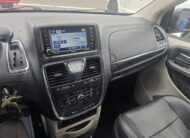 2012 Chrysler Town & Country Touring