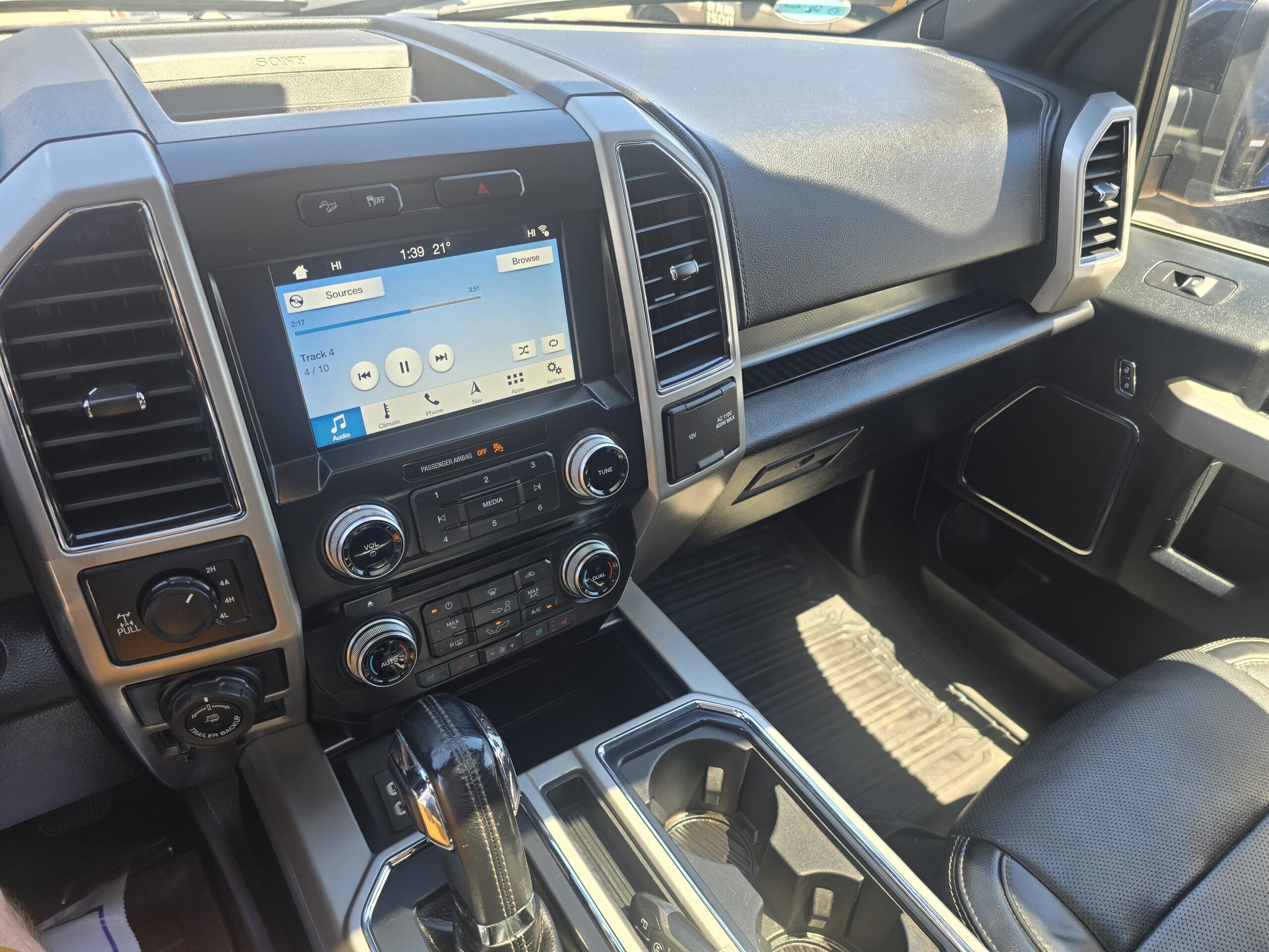 2017 Ford F-150 Lariat FX4 5L V8 CERTIFIED