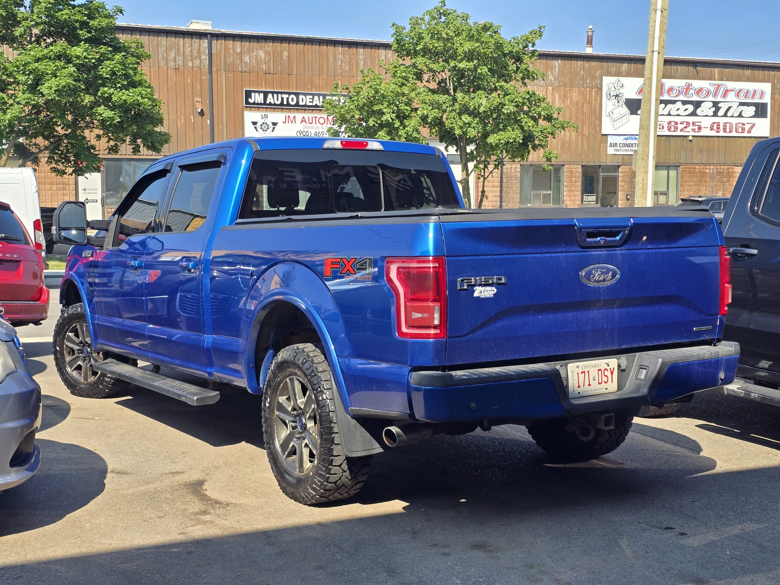 2016 Ford F-150 Lariat FX4 SuperCrew 5L V8 ROUSH SUPERCHARGED CERTIFIED