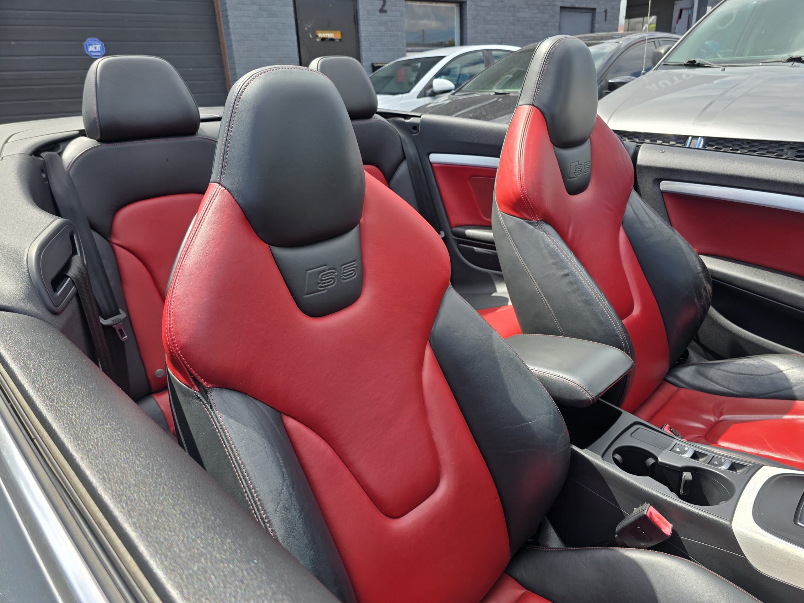2010 Audi S5 Convertible AWD CERTIFIED