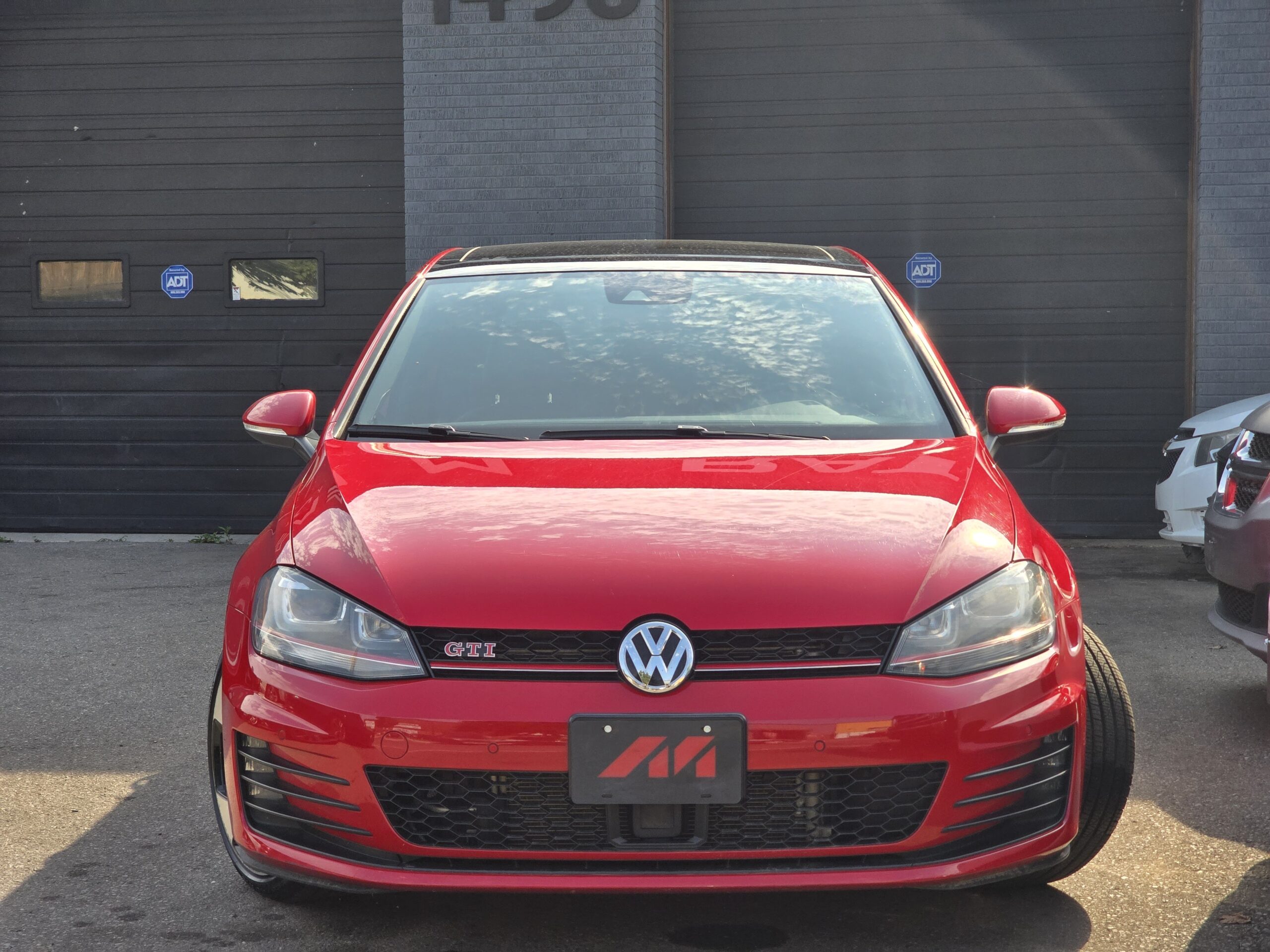 2016 Volkswagen Golf GTI Performance CERTIFIED LOW MILEAGE