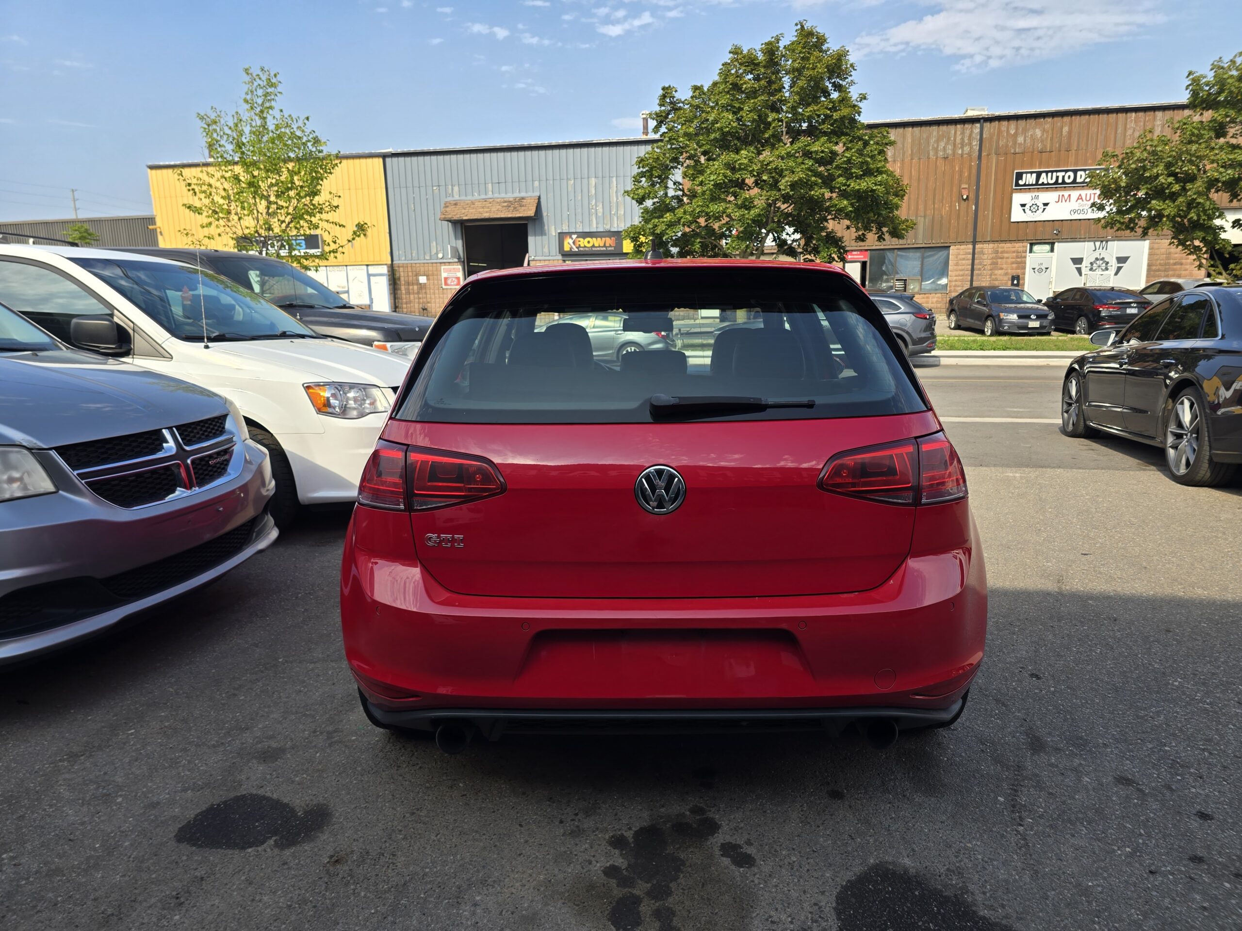 2016 Volkswagen Golf GTI Performance CERTIFIED LOW MILEAGE