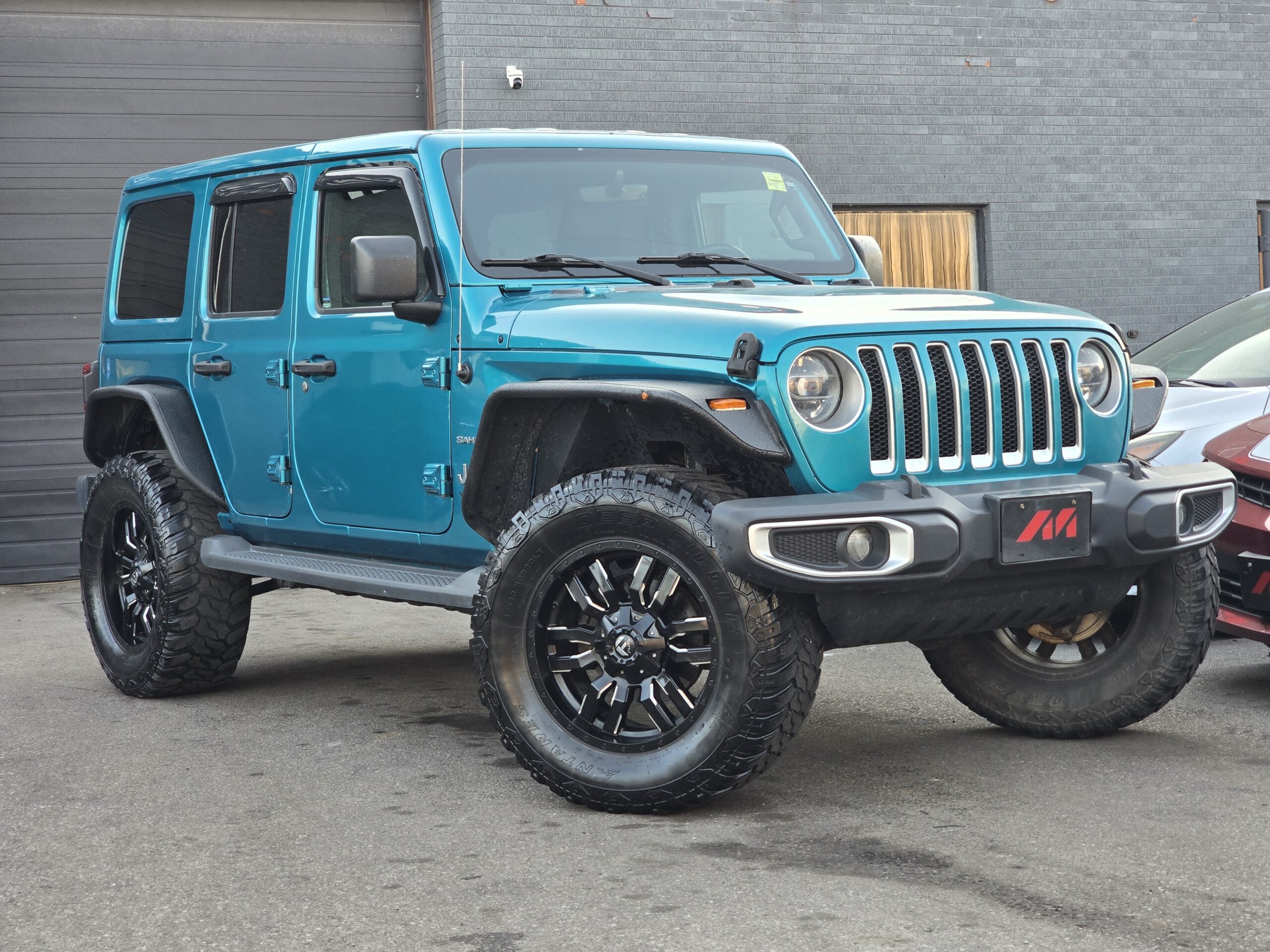 2019 Jeep Wrangler Sahara Unlimited 4WD Lifted CERTIFIED